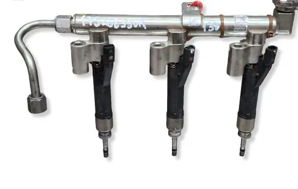Renault Austral Fuel injectors set S27649138 166000786R 175208396R