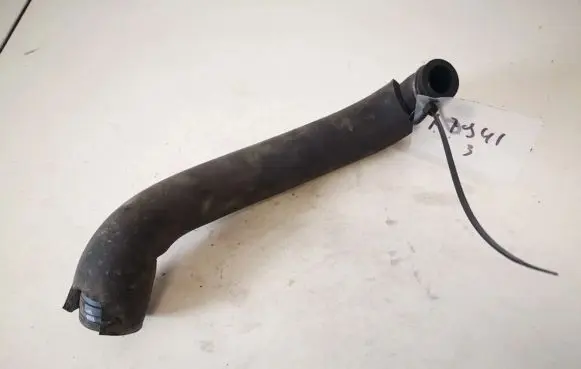 Toyota Avensis T250 Engine coolant pipe/hose