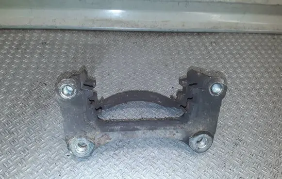 KIA Picanto Front Brake Caliper Pad/Carrier