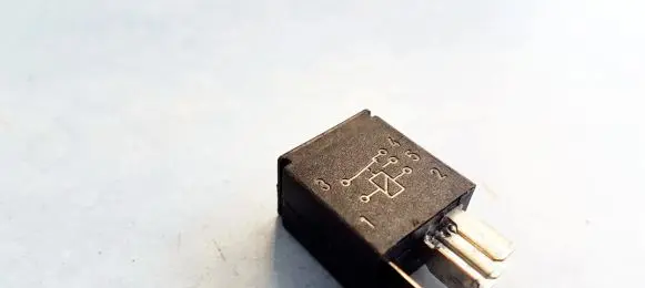 Volvo S60 Other relay 4RD00781400 4RD007814-00