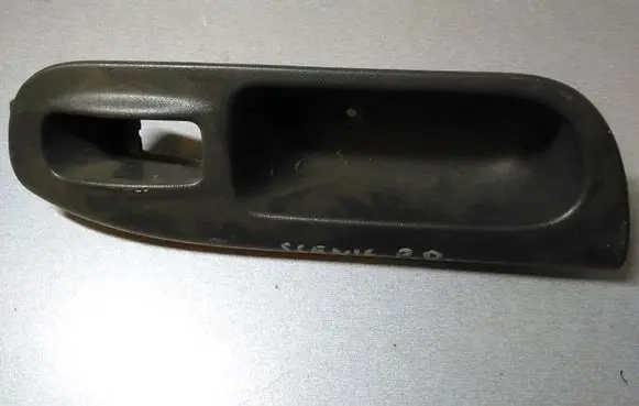 Renault Scenic I Front door window switch trim 7700431172 7700431172A