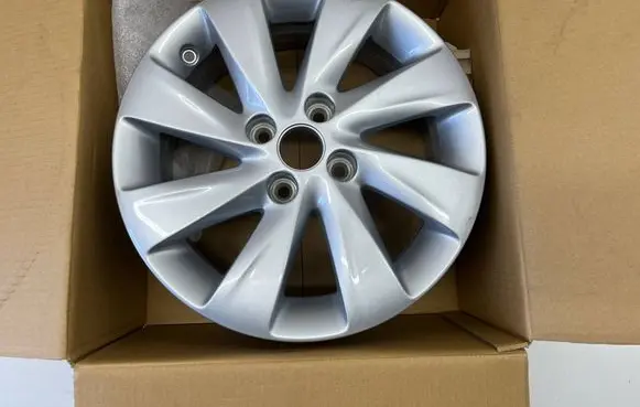 Opel Corsa D R15 alloy rim 13380632 GR48003