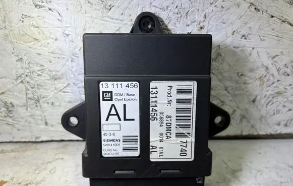 Opel Signum Door control unit/module 13111456