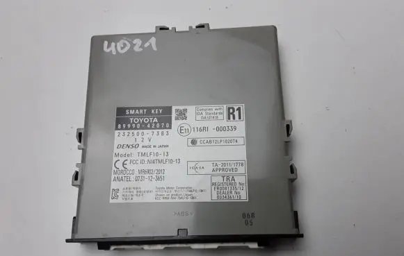 Toyota RAV 4 (XA40) Other control units/modules 8999042070