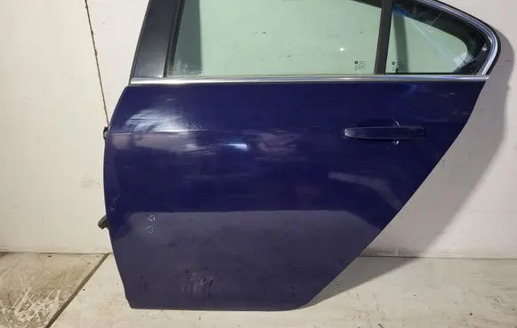 Opel Insignia A Rear door