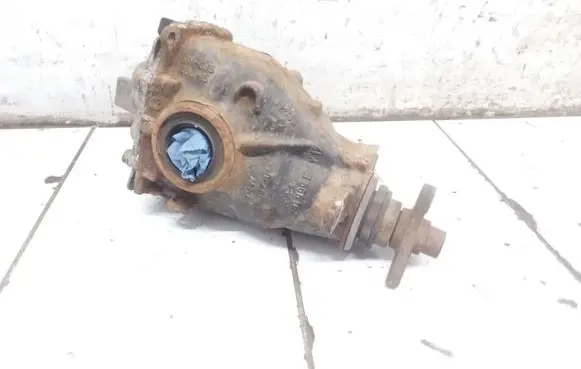 BMW 1 F20 F21 Rear differential 7616971