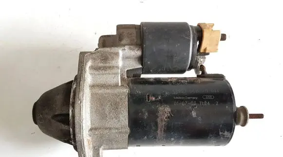 Audi A4 S4 B6 8E 8H Starter motor 06B911023