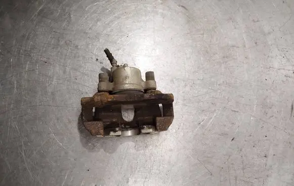 Mazda 3 II Front brake caliper
