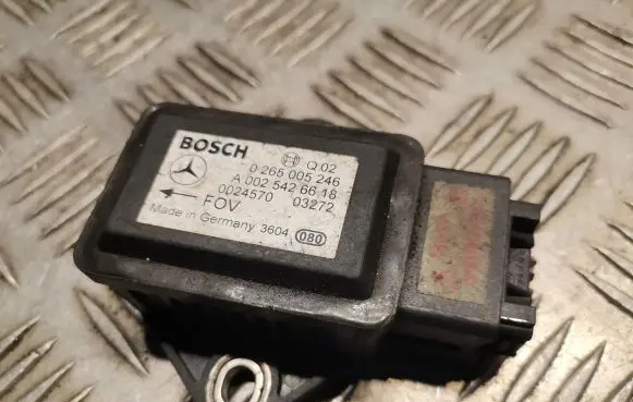 Mercedes-Benz E W211 Yaw turn rate sensor 0025426618