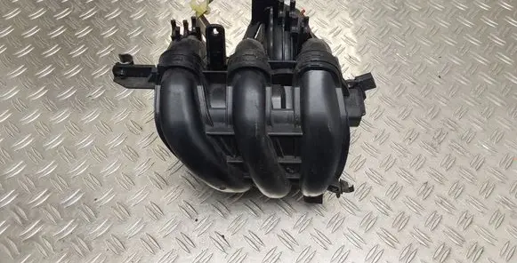 Toyota Yaris Intake manifold 171200Q040 8942152010