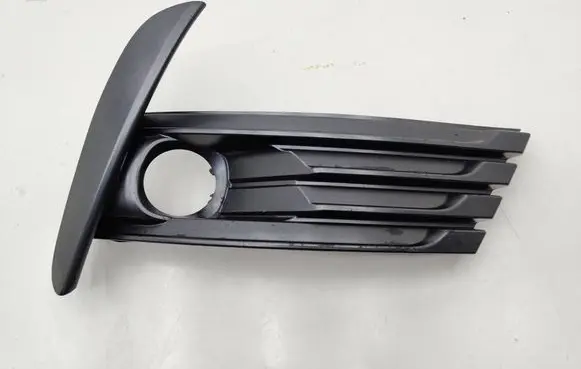 Toyota Corolla E160 E170 Front fog light trim/grill 8148102630