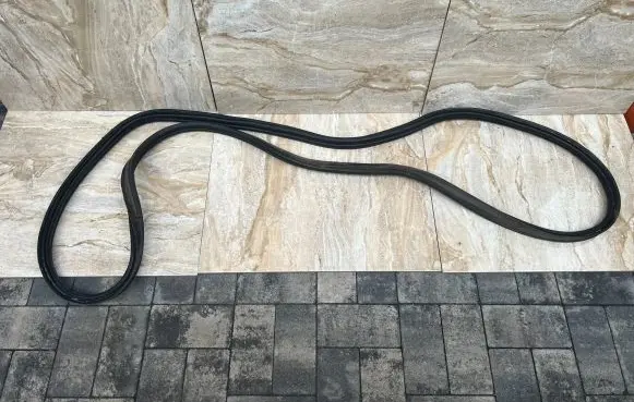 Volvo C40 Trunk rubber seal (body) 32140445