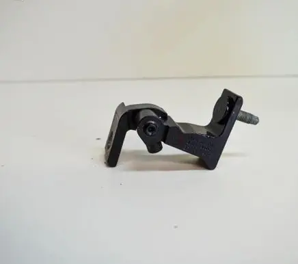 Audi A6 S6 C7 4G Rear door upper hinge 4G0831402C