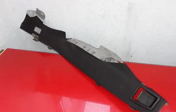 Mercedes-Benz E W212 (D) pillar trim (bottom) A2129230000 E0821220001 82753046