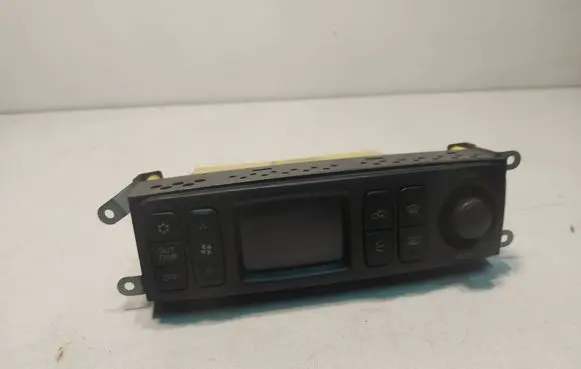 Mitsubishi Galant Climate control unit CAA502A040A MR360372