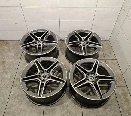 Mercedes-Benz S C217 R19 alloy rim A2234011400 A2234011300