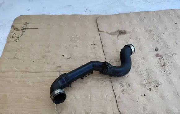 Volkswagen Caddy Intercooler hose/pipe 3C0145770B