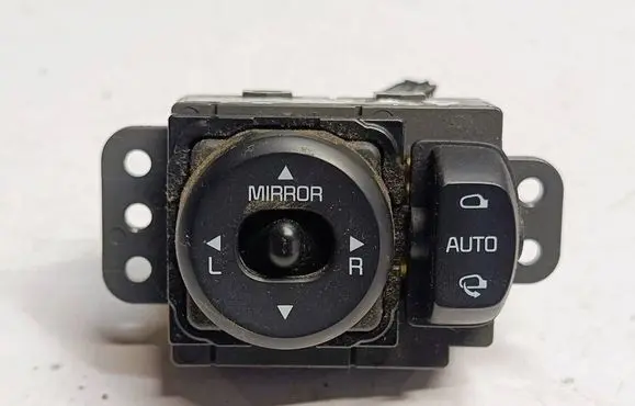 KIA Ceed Wing mirror switch 93530-A2950 49D4861000 20130326