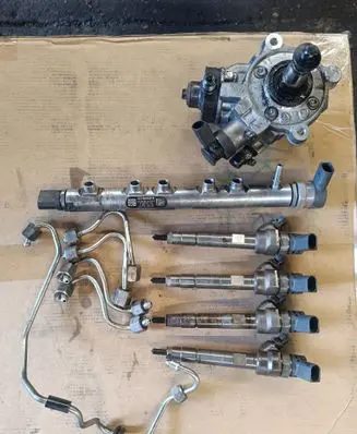 BMW X3 F25 Fuel injection system set 0445010519 7823452 0445214183