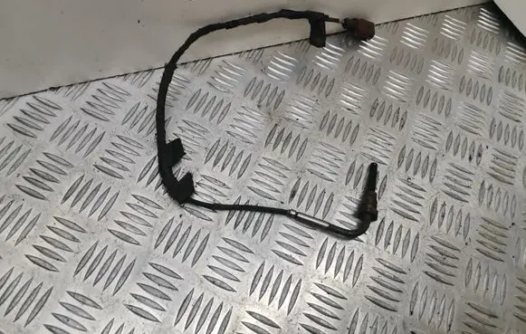 Volkswagen Caddy Lambda probe sensor 03G906088