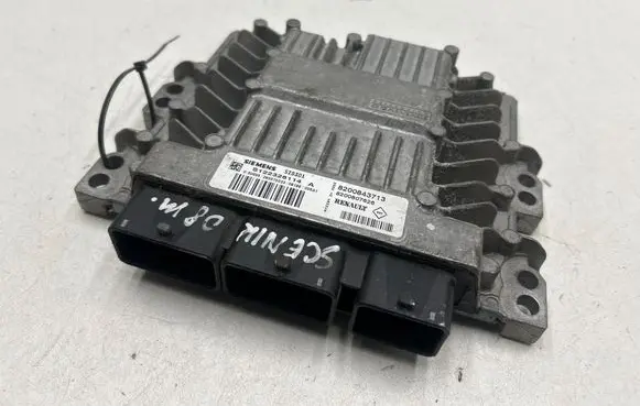 Renault Scenic II - Grand scenic II Engine control unit/module S122326114A 8200843713