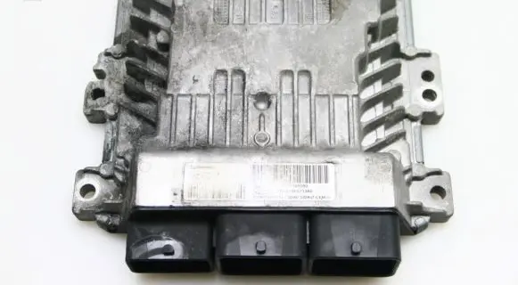 Peugeot 5008 Engine control unit/module 9666571380