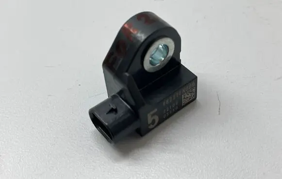 Subaru Forester SL Airbag deployment crash/impact sensor 98237FN000 22102 PBTGF30