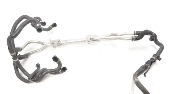 BMW 7 G11 G12 Engine coolant pipe/hose 8602737