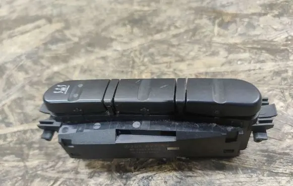 Mercedes-Benz C W203 Other switches/knobs/shifts 2038219458