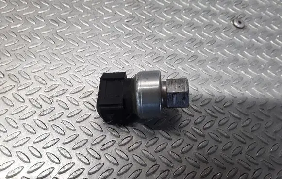 Air conditioning (A/C) pressure sensor
