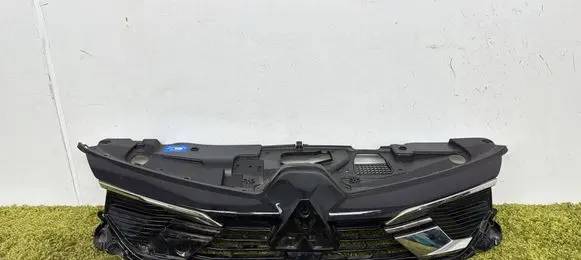 Mitsubishi Colt VII Front bumper upper radiator grill 045322960327 620320844r