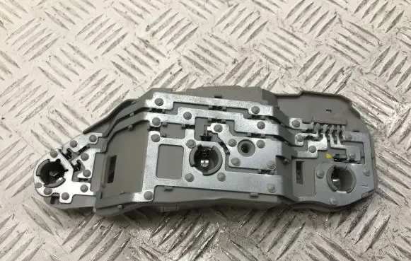 Toyota Corolla Verso AR10 Tail light bulb cover holder 815650F050