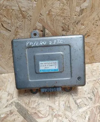Mitsubishi Pajero Engine control unit/module K8T73075