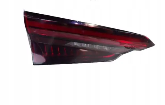 Audi A5 Tailgate rear/tail lights 8W6945093K 8W6945093Q