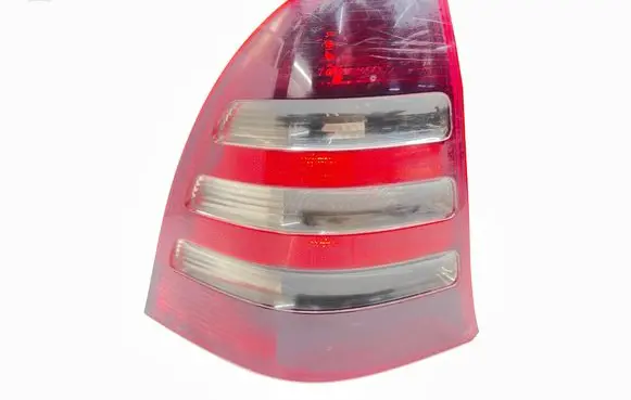 Mercedes-Benz C W203 Rear/tail lights 2038202364