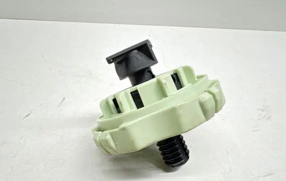 Citroen C4 II Picasso Spare wheel bolt 