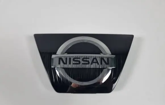 Nissan Qashqai Front grill 62890HV01A