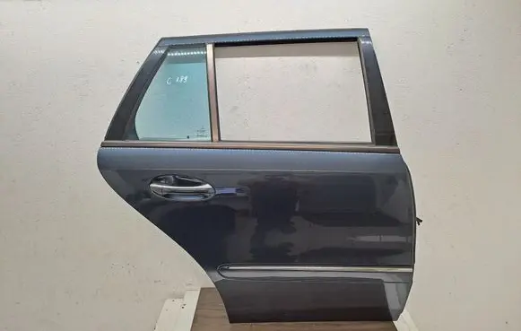 Mercedes-Benz E W211 Rear door 