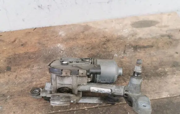 Ford S-MAX Front wiper linkage and motor 6M2117504CD