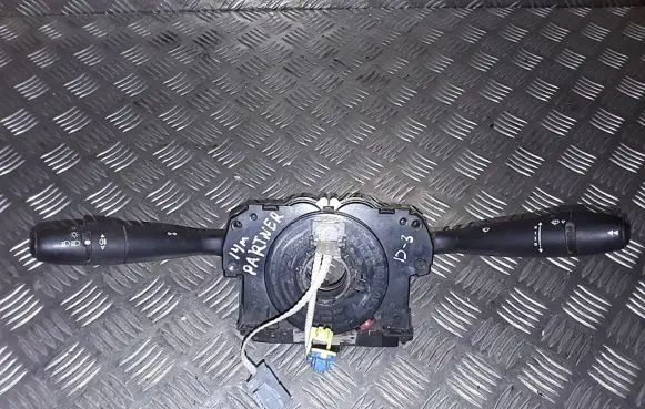Peugeot Partner Wiper turn signal indicator stalk/switch 98062257XT