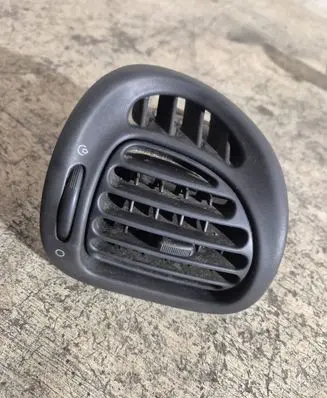Citroen Xsara Picasso Dashboard side air vent grill/cover trim 9631280077