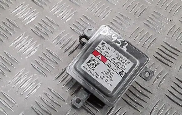 Audi A1 Xenon control unit/module 8k0941597e