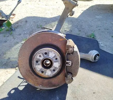 Audi A6 S6 C7 4G Front wheel hub spindle knuckle