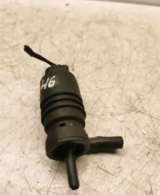 BMW 3 E46 Windscreen/windshield washer pump