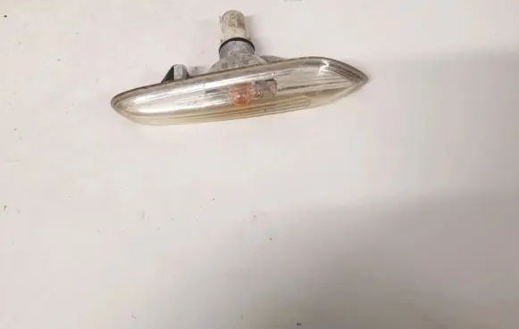 BMW 5 E60 E61 Front fender indicator light 71657411 7165741-1