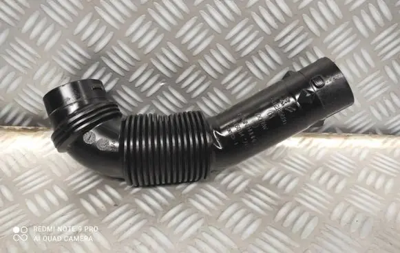 Citroen DS3 Air intake duct part 9812189880