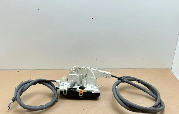 Volkswagen Crafter Sliding door lock A9067304335
