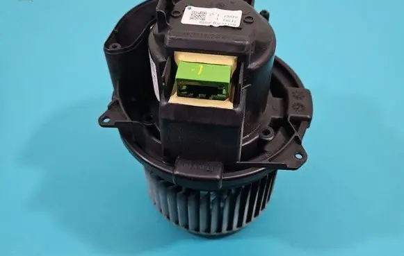 Dacia Sandero III Heater fan/blower M0116360-6870 IMPRK1509968