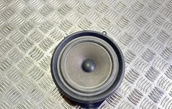 Audi A4 S4 B7 8E 8H Front door speaker 8E0035411
