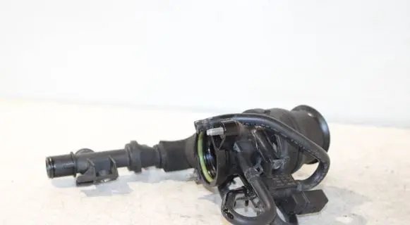 Volkswagen Golf VI Breather hose/pipe 03C129656D